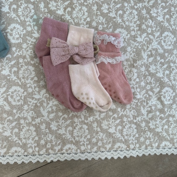 Rabbit Moon Organic Baby Girl Modern Boho Socks 3 Pairs & Bow 24 Months - Picture 13 of 15